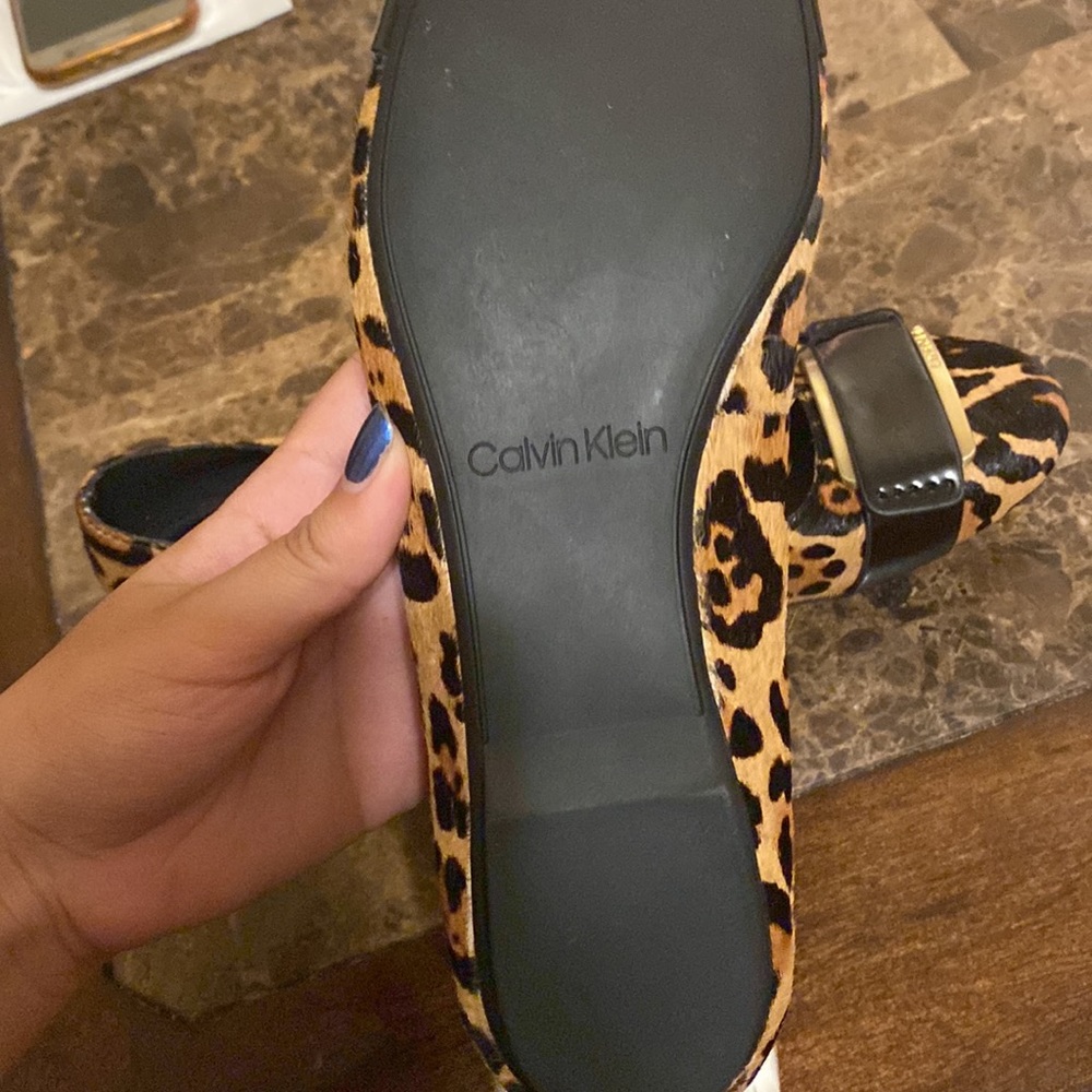 Shoe - Picture 5 of 6